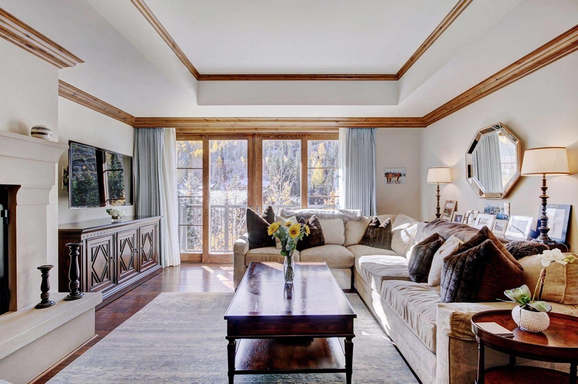 Legendary Lodging At The Ritz Vail Luaran gambar