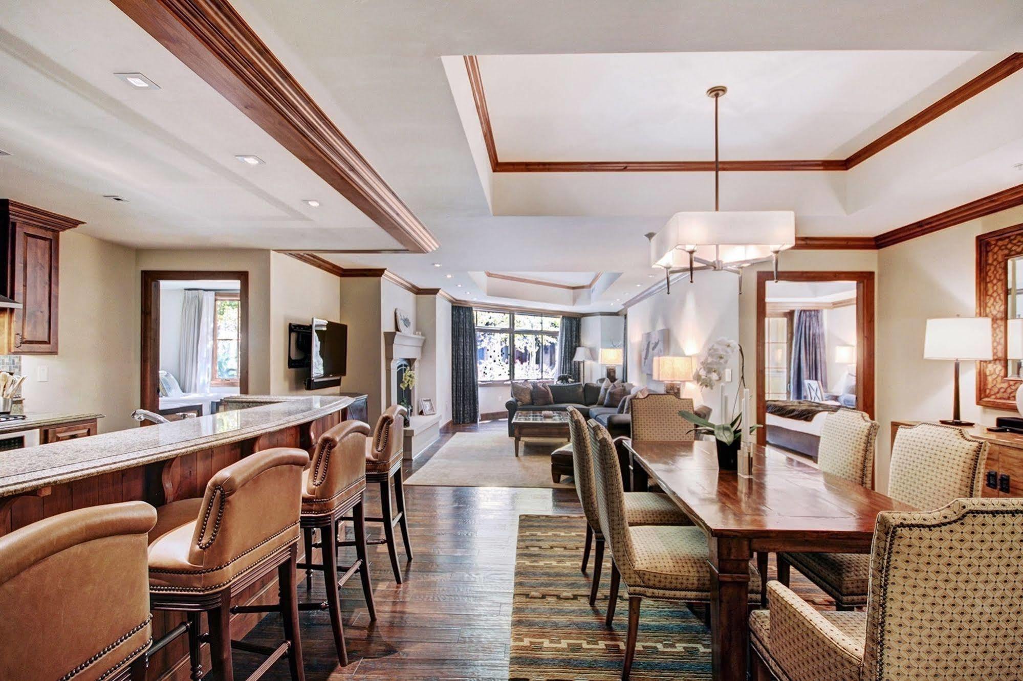 Legendary Lodging At The Ritz Vail Luaran gambar