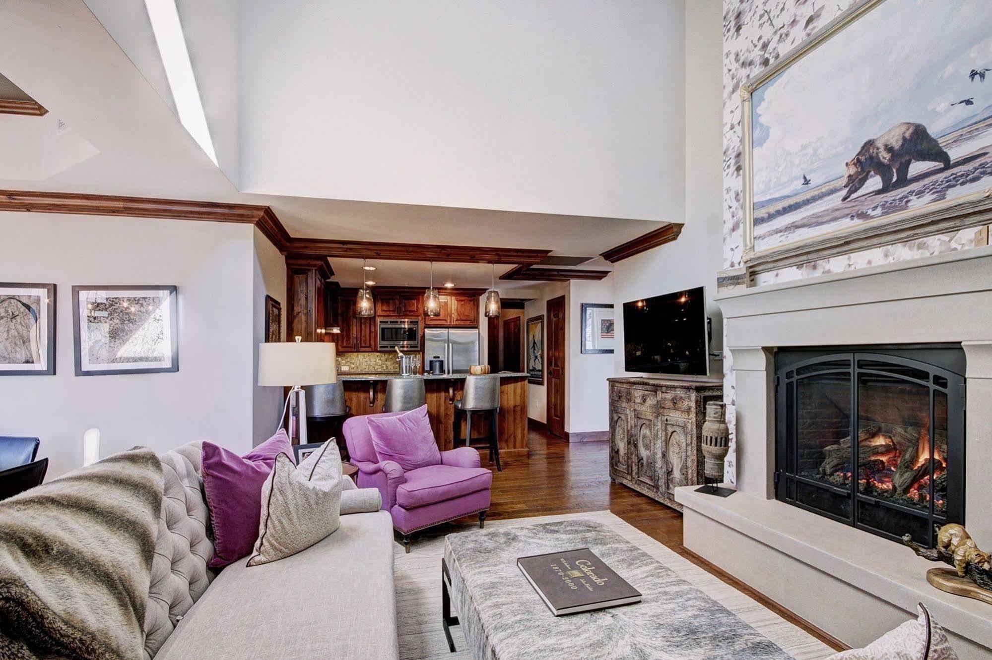 Legendary Lodging At The Ritz Vail Luaran gambar