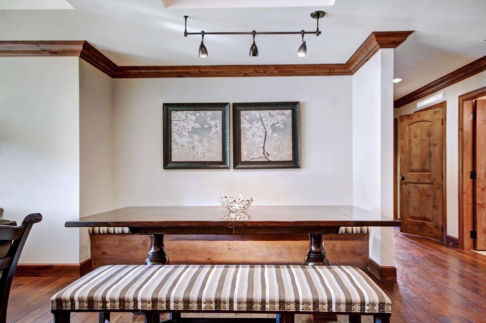 Legendary Lodging At The Ritz Vail Luaran gambar